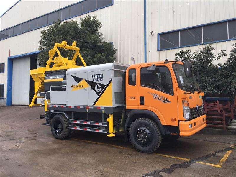 混凝土泵車(chē) 混凝土泵車(chē)